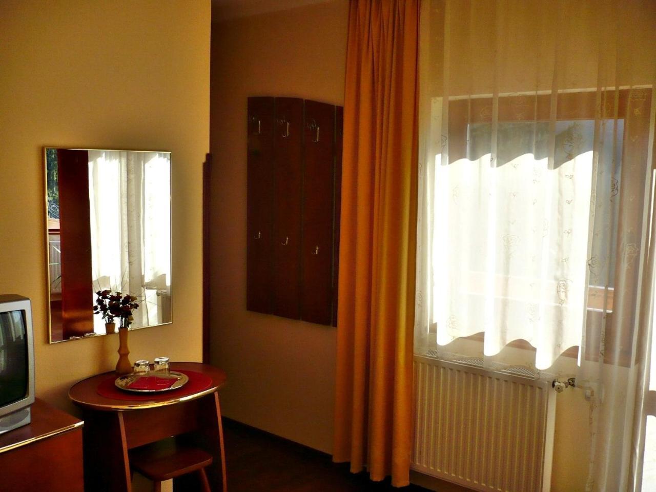Pension Casa Soarelui Синая Экстерьер фото
